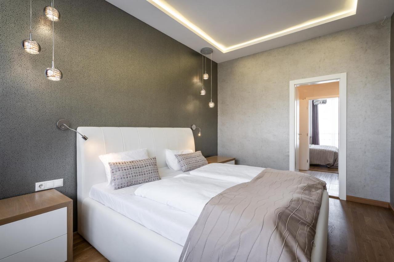 Breathless Basilika View Elegant Flat With Balcony Need Reservation X Free Parking Budapest Ngoại thất bức ảnh